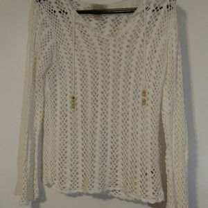 Crochet looking white top.